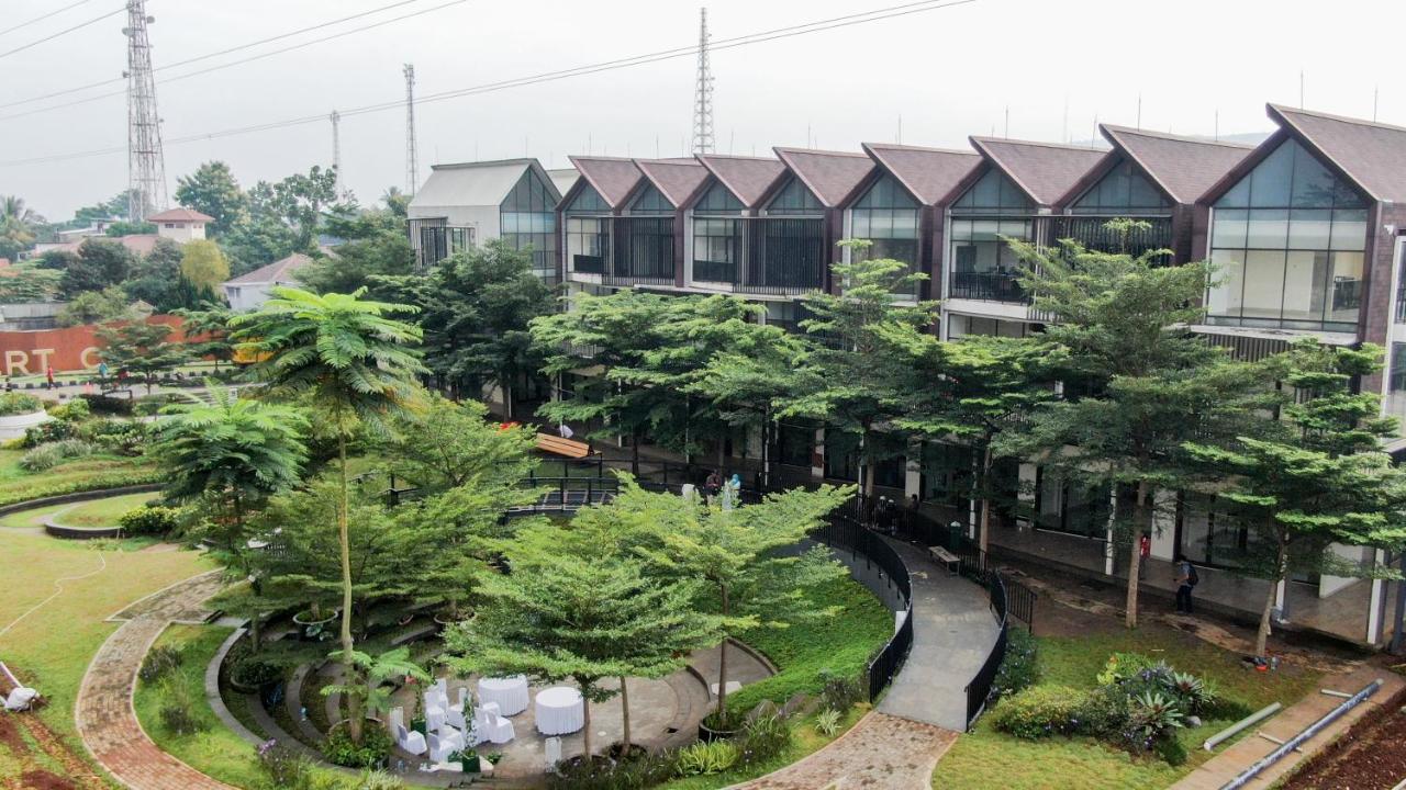 Stay G Royal Sentul Park By Grandhika Kedungmanggu Екстериор снимка